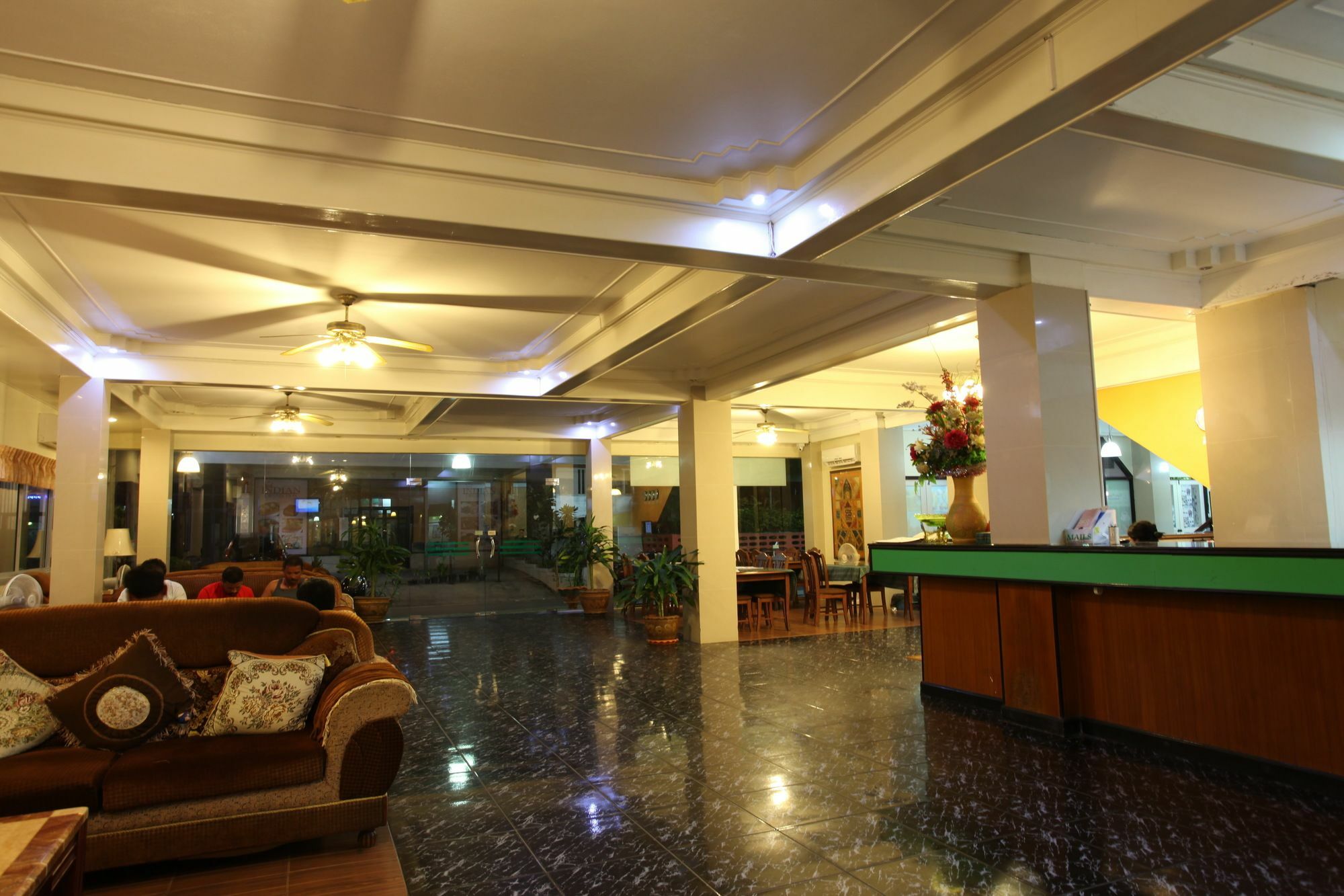 Home Pattaya Hotel Экстерьер фото